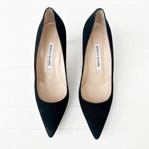Manolo Blahnik Black Suede Pointed-Toe Pumps